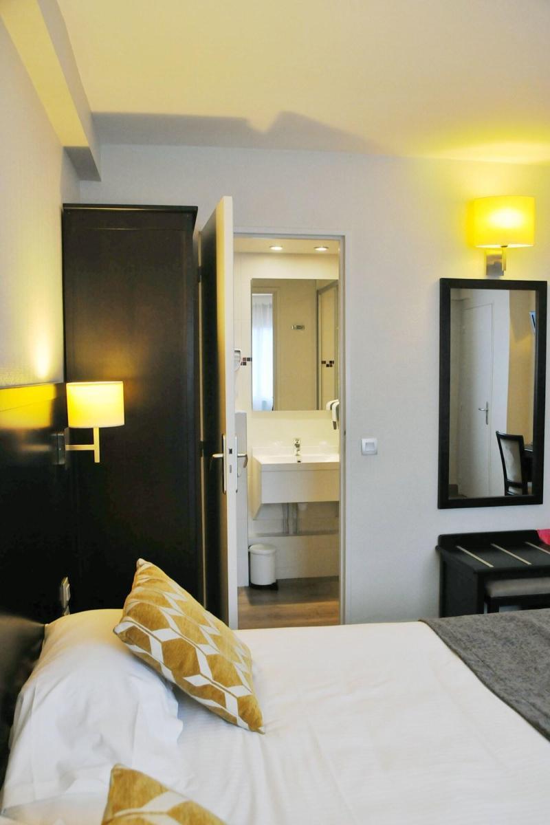 Hotel Des Quatrans Καν Εξωτερικό φωτογραφία