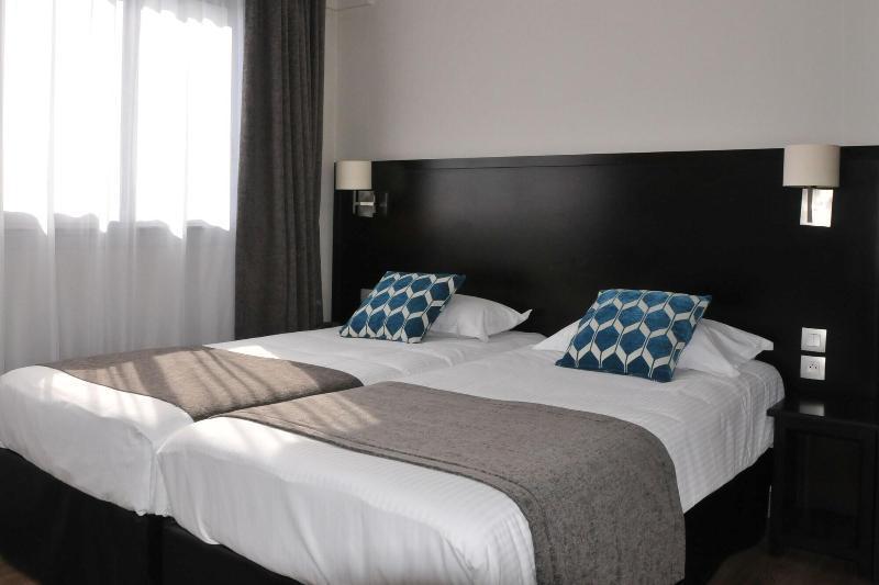 Hotel Des Quatrans Καν Εξωτερικό φωτογραφία